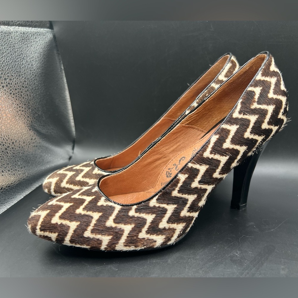 Sofft 'Moselle' Pumps Brown Beige Wave/Chevron Pattern Calf Hair Women’s 7.5 M